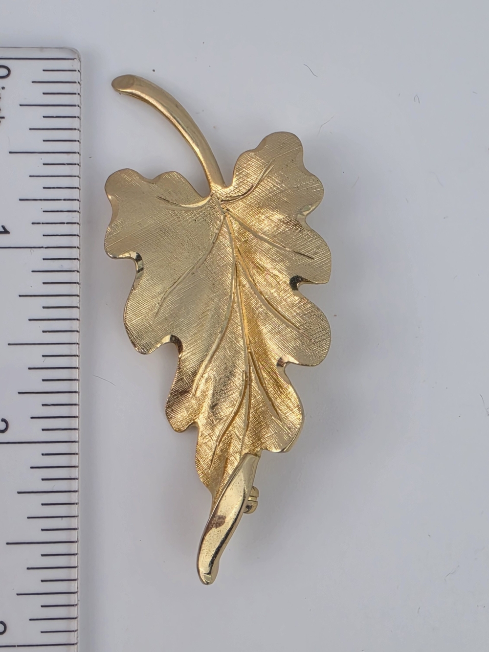 Monet Vintage Gold Leaf Brooch - Textured Oak Leaf Pin